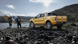 Ford Ranger Limited ra mắt với thiết kế mới, giá không đổi