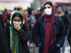 Giữa dịch COVID-19, hơn 1,2 triệu người dân Iran đổ ra đường mừng năm mới