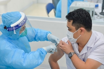 hon 500 nguoi viet nam tiem vac xin covid 19 khong co bieu hien la sau tiem