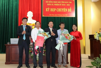 Kon Tum bầu tân Phó Chủ tịch tỉnh 49 tuổi