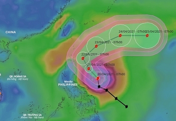 sieu bao surigae suy yeu nhanh it co kha nang di vao bien dong