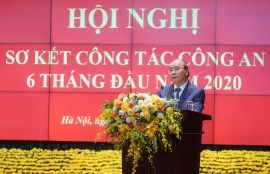 Thủ tướng Nguyễn Xuân Phúc: Đảm bảo tiến độ điều tra các vụ án tham nhũng