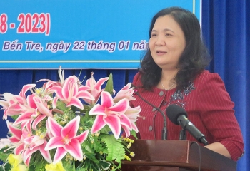 ben tre co nu chu tich hdnd tinh dau tien