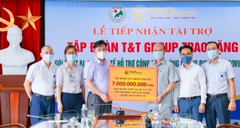 tt group tai tro 7 ty dong mua trang thiet bi vat tu y te giup benh vien duc giang chong dich covid 19