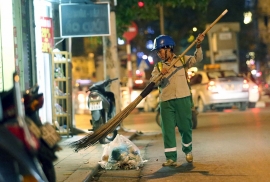 ha noi co ban don sach rac trong noi thanh vao hom nay