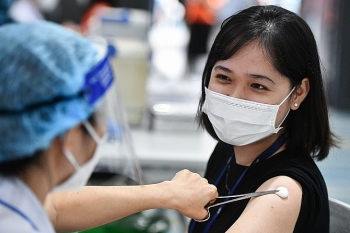 tiep tuc uu tien vaccine cho tphcm va cac tinh phia nam