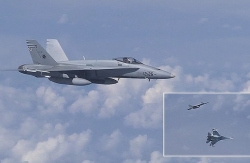 Video: Su-27 xua đuổi F-18 của NATO "bám đuôi" Bộ trưởng Quốc phòng Nga
