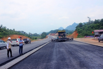 thu tuong pham minh chinh dia phuong mong muon co duong cao toc thi phai chu dong vao cuoc