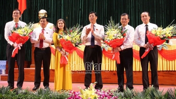 phe chuan mien nhiem lanh dao bac giang nam dinh ha tinh gia lai