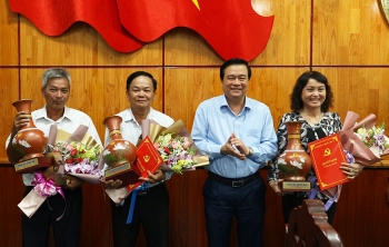 thua thien hue soc trang long an bo nhiem nhan su moi