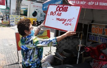 ha noi cho mo lai hang cat toc quan an duoc ban mang ve