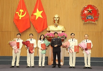 bo cong an vien kiem sat nhan dan toi cao bo nhiem nhan su moi
