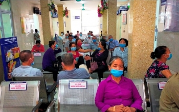 trung tam y te huyen tam nong phu tho thuc hien nghiem khuyen cao 5k phong chong dich covid 19
