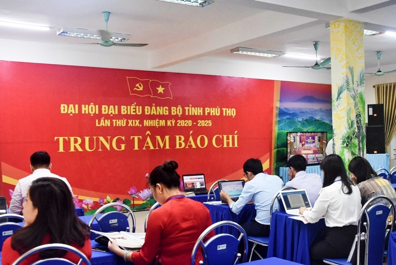 Hơn 60 phóng viên tác nghiệp tại Đại hội Đảng bộ tỉnh Phú Thọ nhiệm kỳ 2020 - 2025