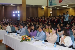 Học viện Ngoại giao trao bằng tốt nghiệp cho 18 lưu sinh viên Lào