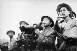 chien thang dien bien phu ban linh va tri tue viet nam