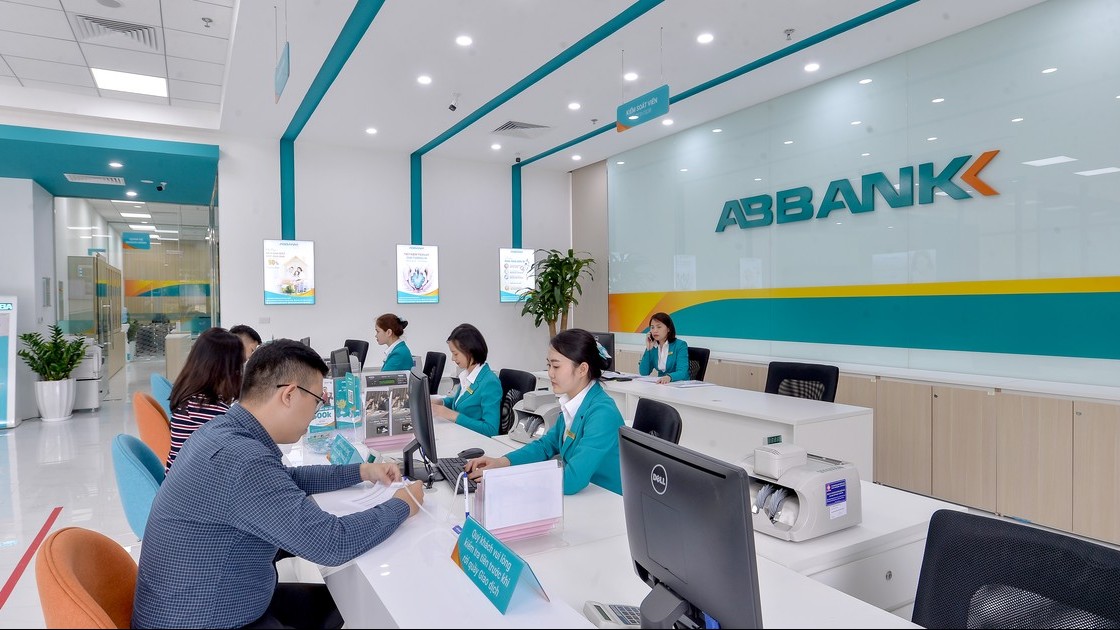 ABBank miễn nhiệm 2 thành viên trong Ban điều hành