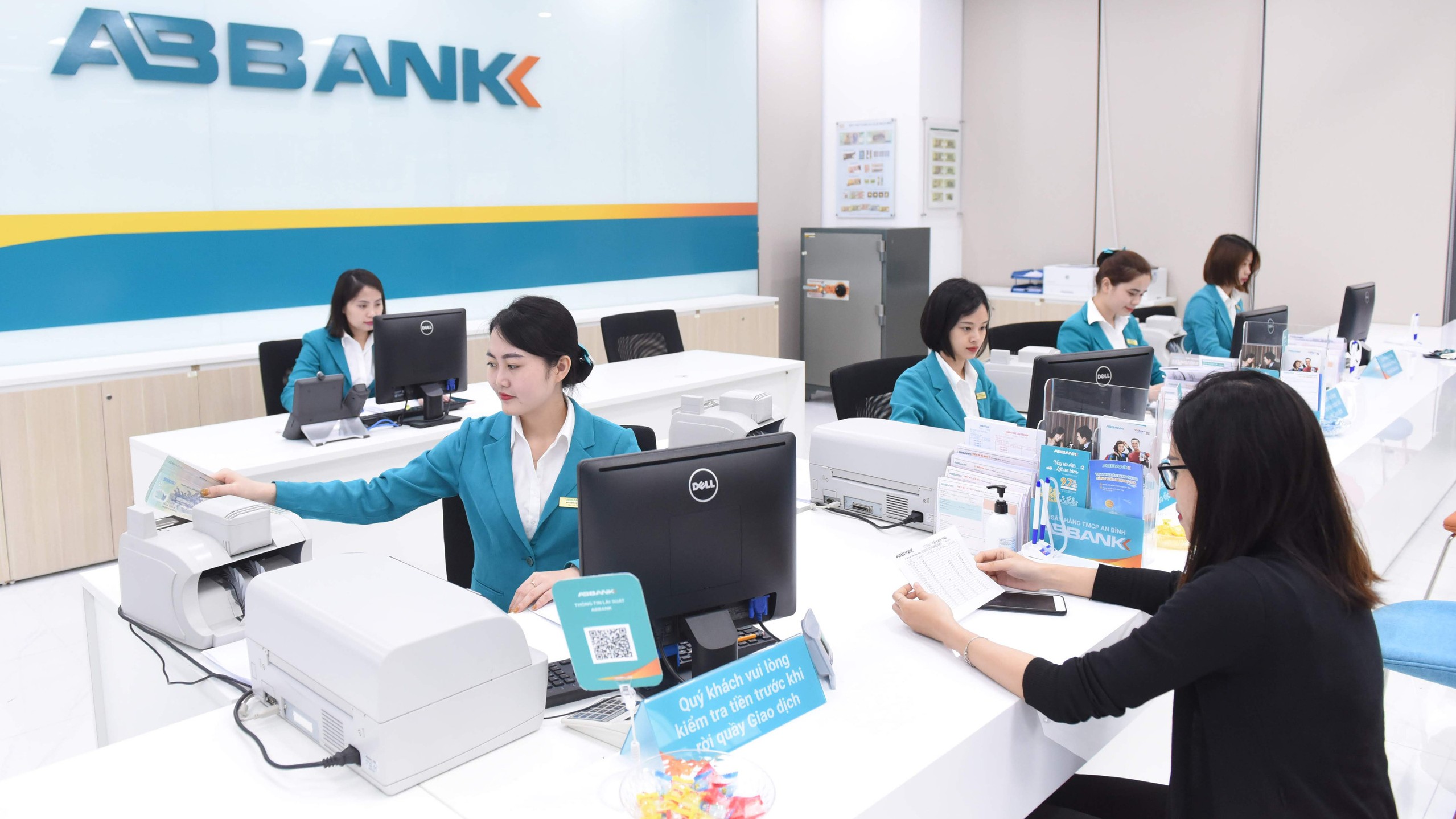 Trước khi “chia tay” đối tác ngoại, ABBank kinh doanh ra sao?