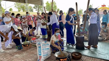 quan dan can tho mung tet chol chnam thmay nam 2022