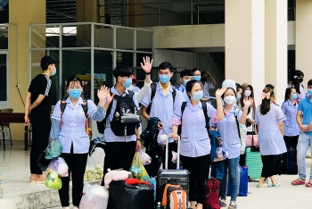 doan tinh nguyen can tho len duong tiep suc binh duong chong dich covid 19