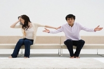 8 loi khuyen sai lam khi vo chong gian nhau