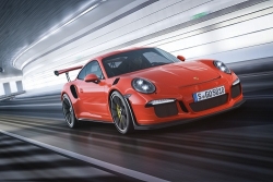 porsche viet nam tang 100 doanh so ban hang so voi nam 2014