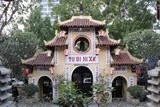 nhung ngoi chua linh thieng de cau may dip dau nam o ha noi
