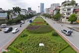 ha noi xen dai phan cach mo rong duong nguyen chi thanh len 10 lan xe