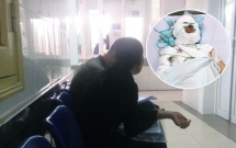 me that than nhin con hon me tren giuong benh sau khi bi nguoi dan ong nuoc ngoai bit mat tam xang thieu song