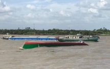 tien giang anh huong bao so 1 3 nguoi rot xuong song tien mat tich van chua duoc tim thay