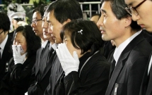 bi mat dang sau hien tuong thanh nien han quoc san sang tu tu vi diem thap thua kem ban be ve cong viec nha cua