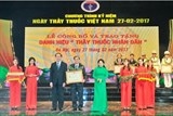 trao danh hieu thay thuoc nhan dan cho 134 bac si