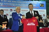tuyen olympic tap lai ra mat hlv tuyen nu viet nam