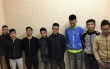 bat khan cap nhom thanh nien dua xe danh vong tren duong pho ha noi