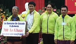 doanh nhan viet kieu le pham cecile chia se voi manh dat minh dang lam giau