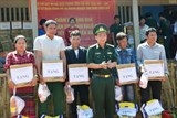 hoi huu nghi viet lao tinh thua thien hue vui tet co truyen cung nhan dan nuoc ban lao