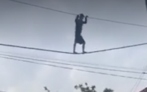 nam thanh nien co bieu hien ngao da vua du day dien vua la het o sai gon