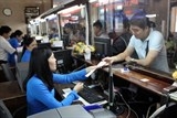 may bay tang chuyen dip le 304 ve tau giam gia 50
