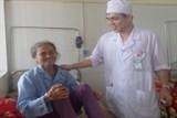 thanh hoa cuu song benh nhan dot quy nao bang phuong phap lay huyet khoi co hoc
