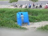 vo tu lam nha ve sinh lo thien tren tuyen duong tuyet dep