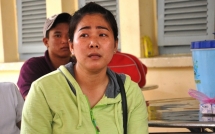 khong ai dam cho 2 thanh nien bi dam di cap cuu