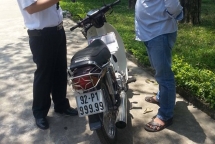chuyen ong bi thu huyen co bien so xe cuc dep