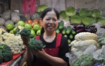 ba lao ban rau lot vao danh sach 100 nhan vat anh huong nhat the gioi cung nhom voi cuu tong thong my barack obama