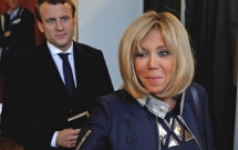 bi ca the gioi ban tan boi moi tinh voi nguoi vo hon 24 tuoi day la phan ung cua tan tong thong phap