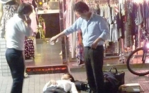 uong cho den khi guc nga van hoa lam viec khong the thieu cua nguoi nhat ban