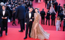 ngoc thanh tam mac goi cam do sac cung dan sao hollywood tai cannes 2017