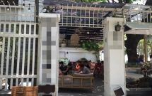 khach phan anh nhai trung phan chuot o quan cafe tai ha noi quan ly cua hang len tieng