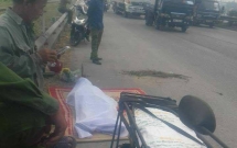 hai duong nguoi dan ong dot tu vi dat xe duoi troi nang nong