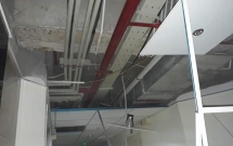 sau giong loc lon o ha noi nhieu mang tran chung cu bi vang xuong dat