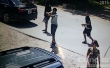 ten cuop tao ton cuop tai san roi troi giam doc dua ra cay atm bat rut tien